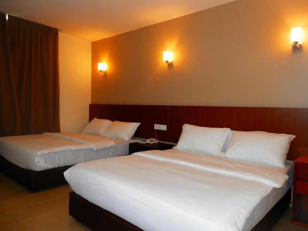 Lks Hotel 2*