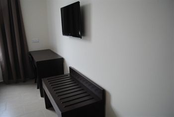 Lks Hotel